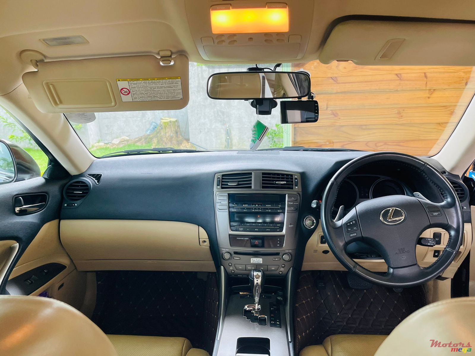 2008' Lexus IS 250 photo #6