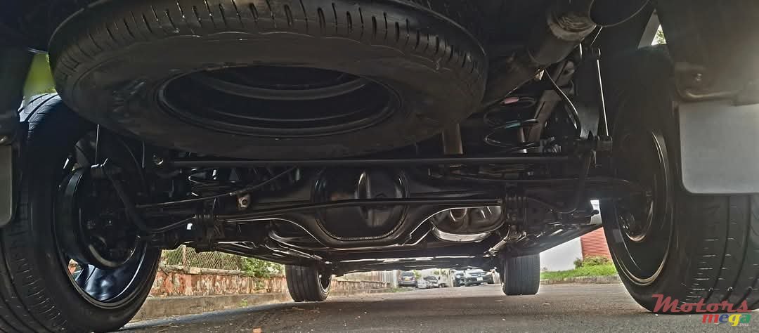 2019' Nissan Navara photo #4