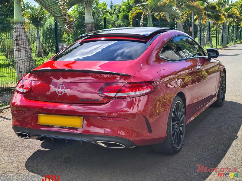 2018' Mercedes-Benz C 180 Coupe 1.6 Night Edition photo #4