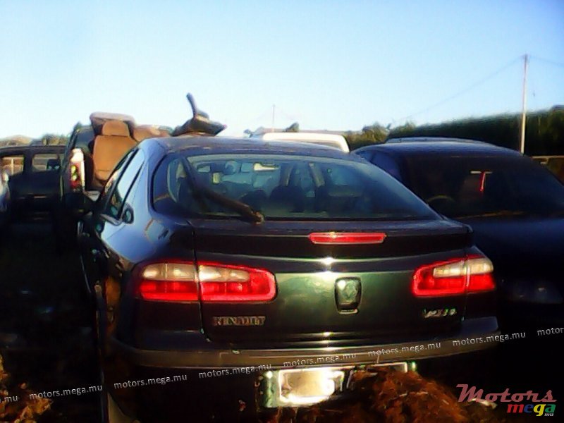 2003' Renault Laguna photo #3