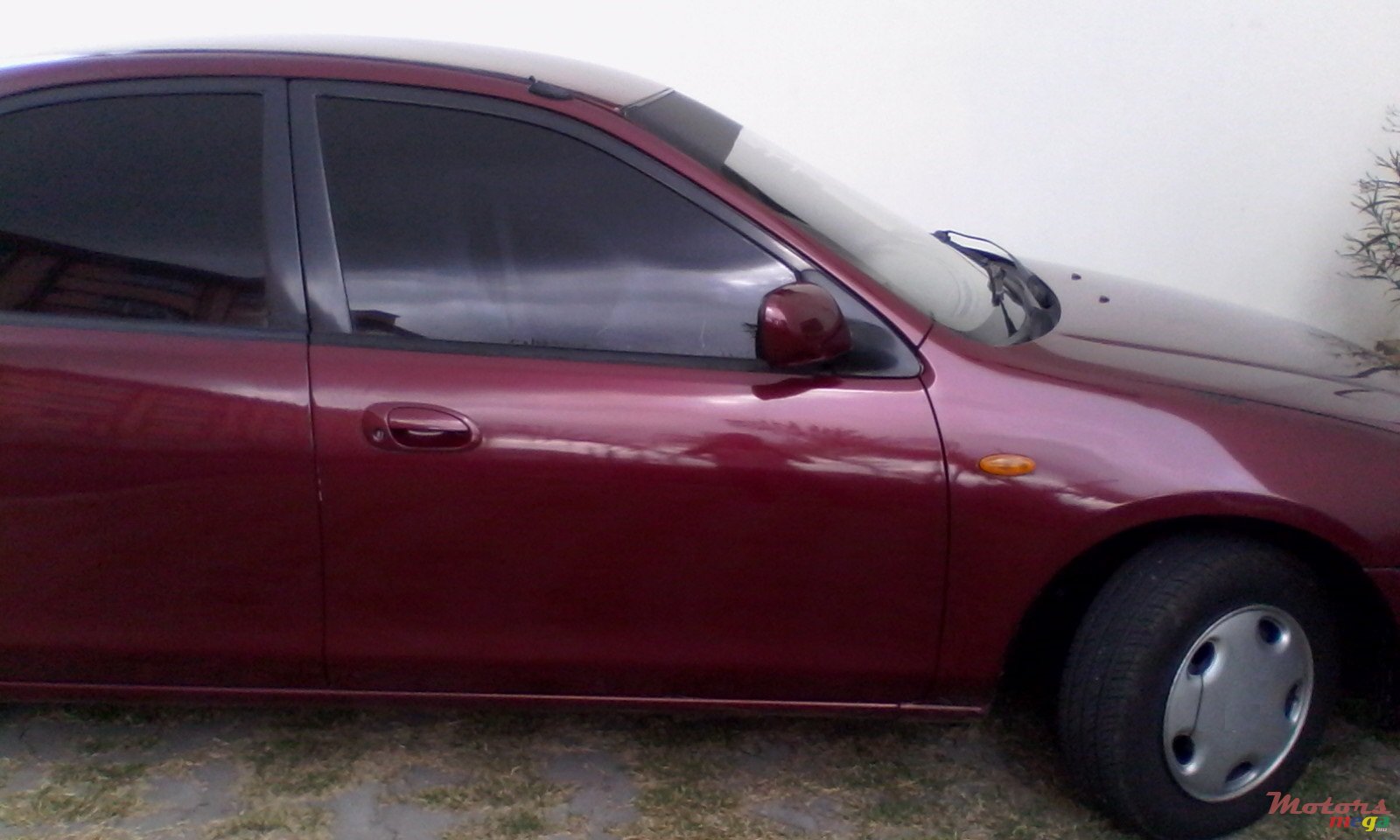 1995' Mazda 323 Familia BHSeries photo #6