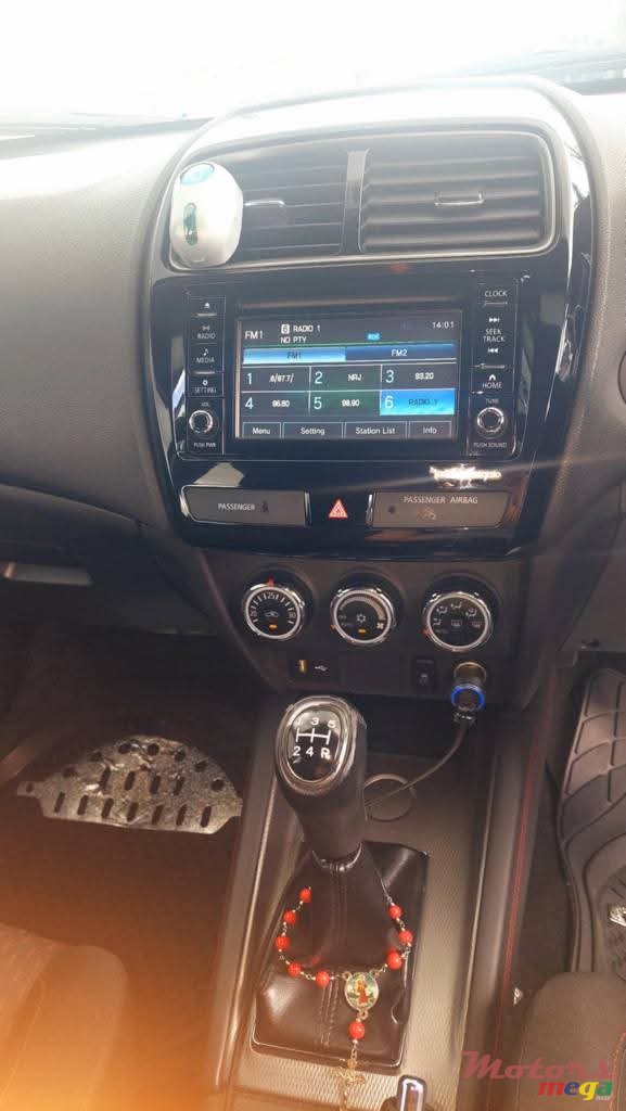 2019' Mitsubishi ASX photo #3