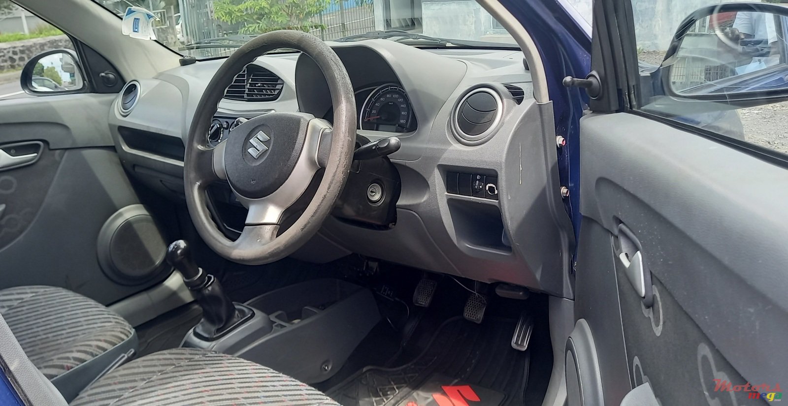 2014' Suzuki Alto photo #5