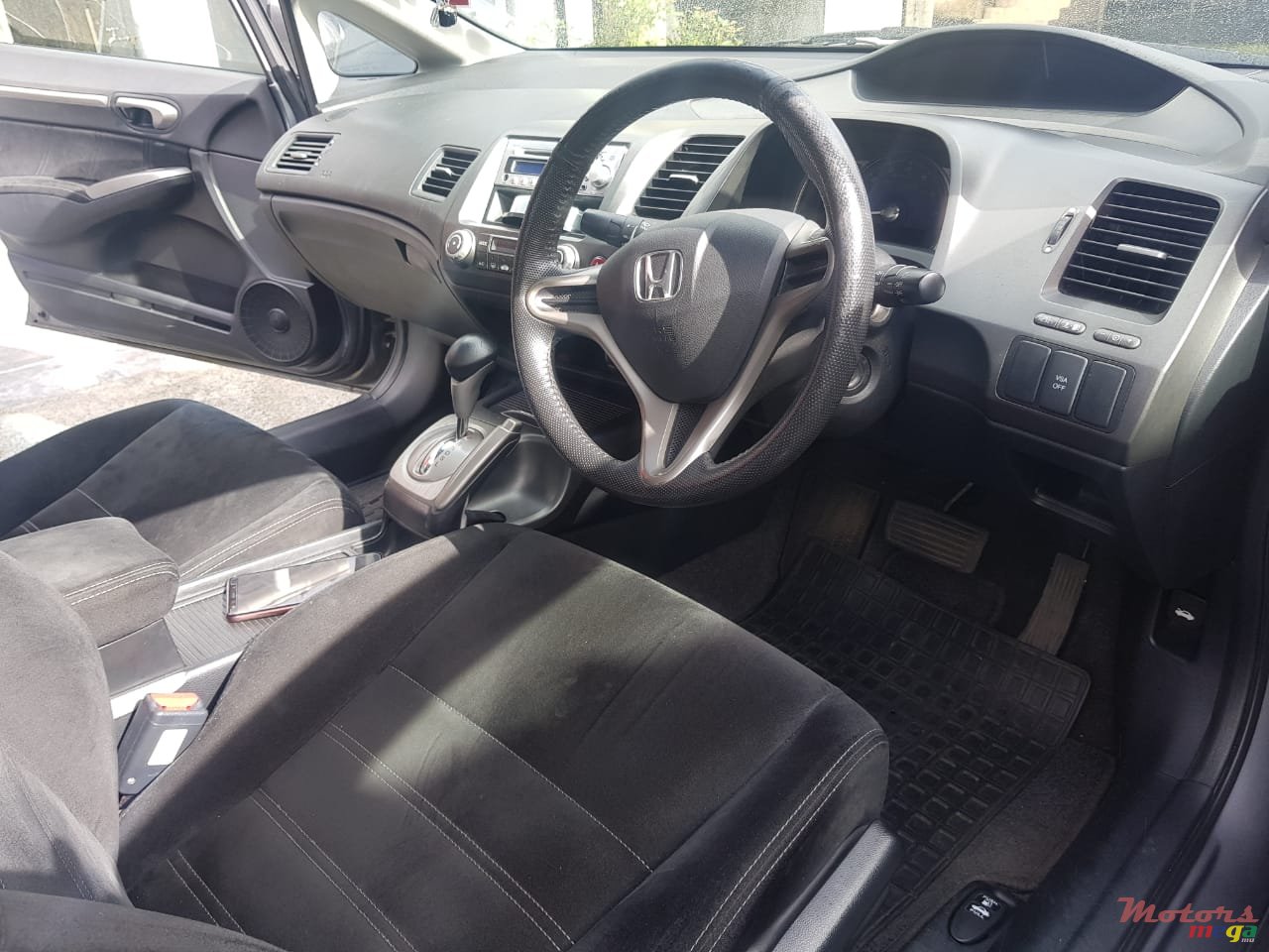 2011' Honda Civic photo #2