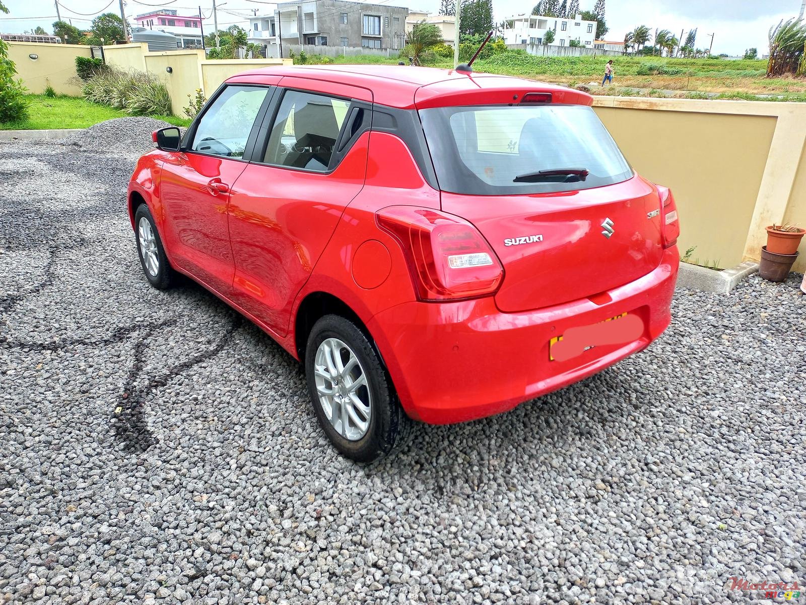 2019' Suzuki Swift photo #3