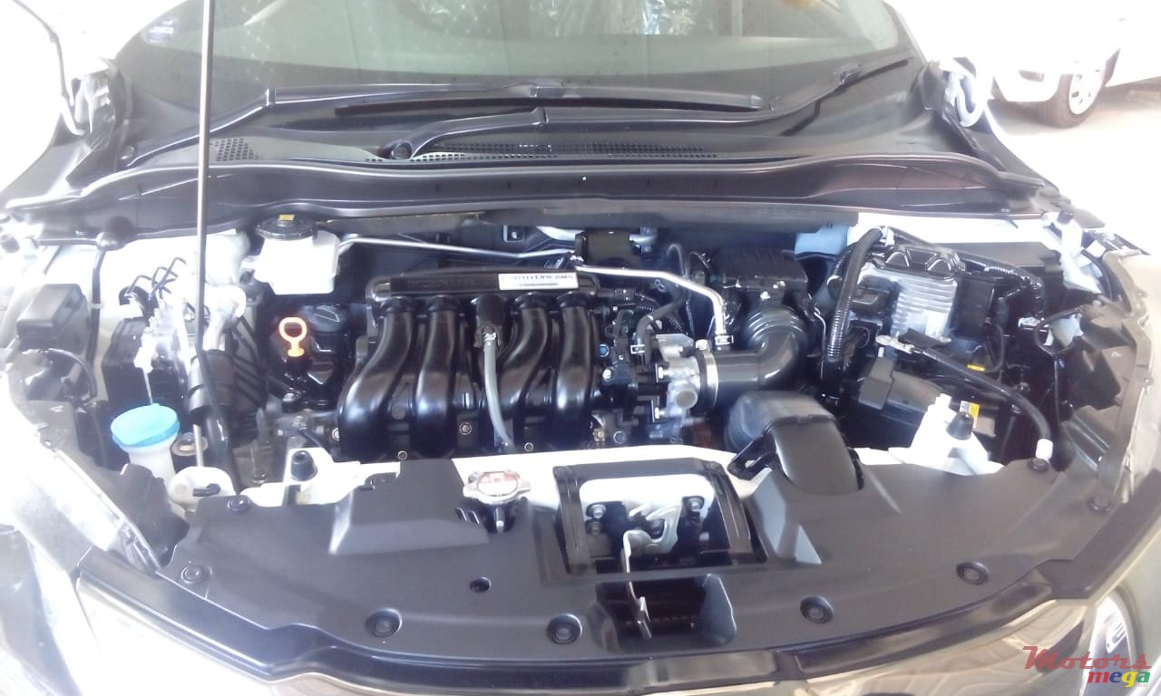 2017' Honda VEZEL RS SENSING photo #5