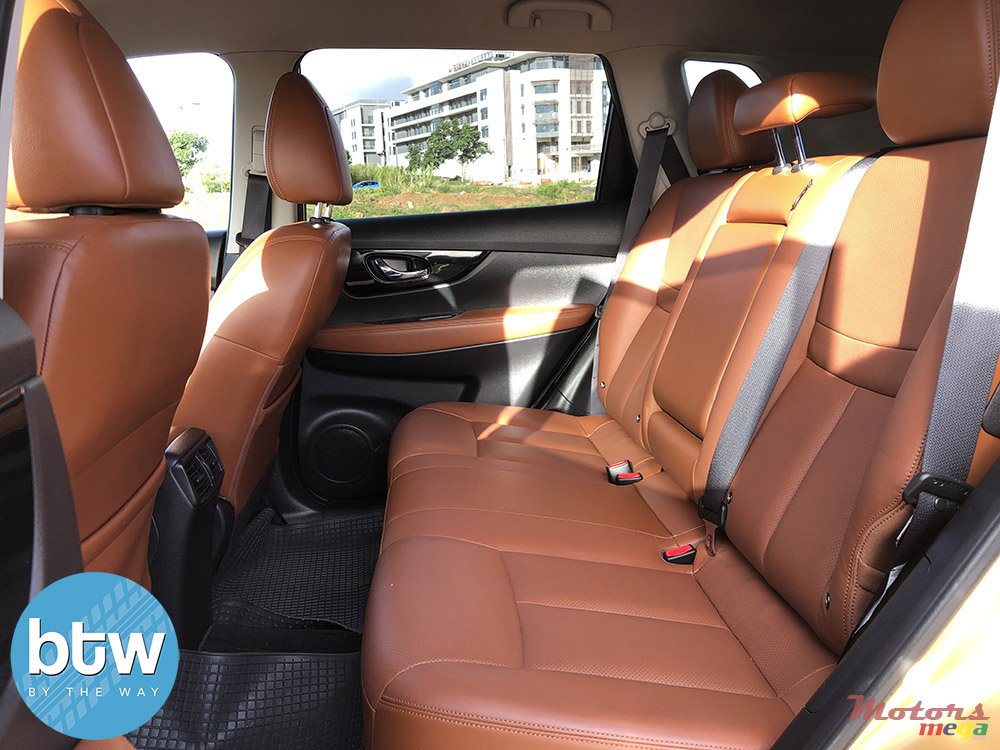 2020' Nissan X-Trail photo #5