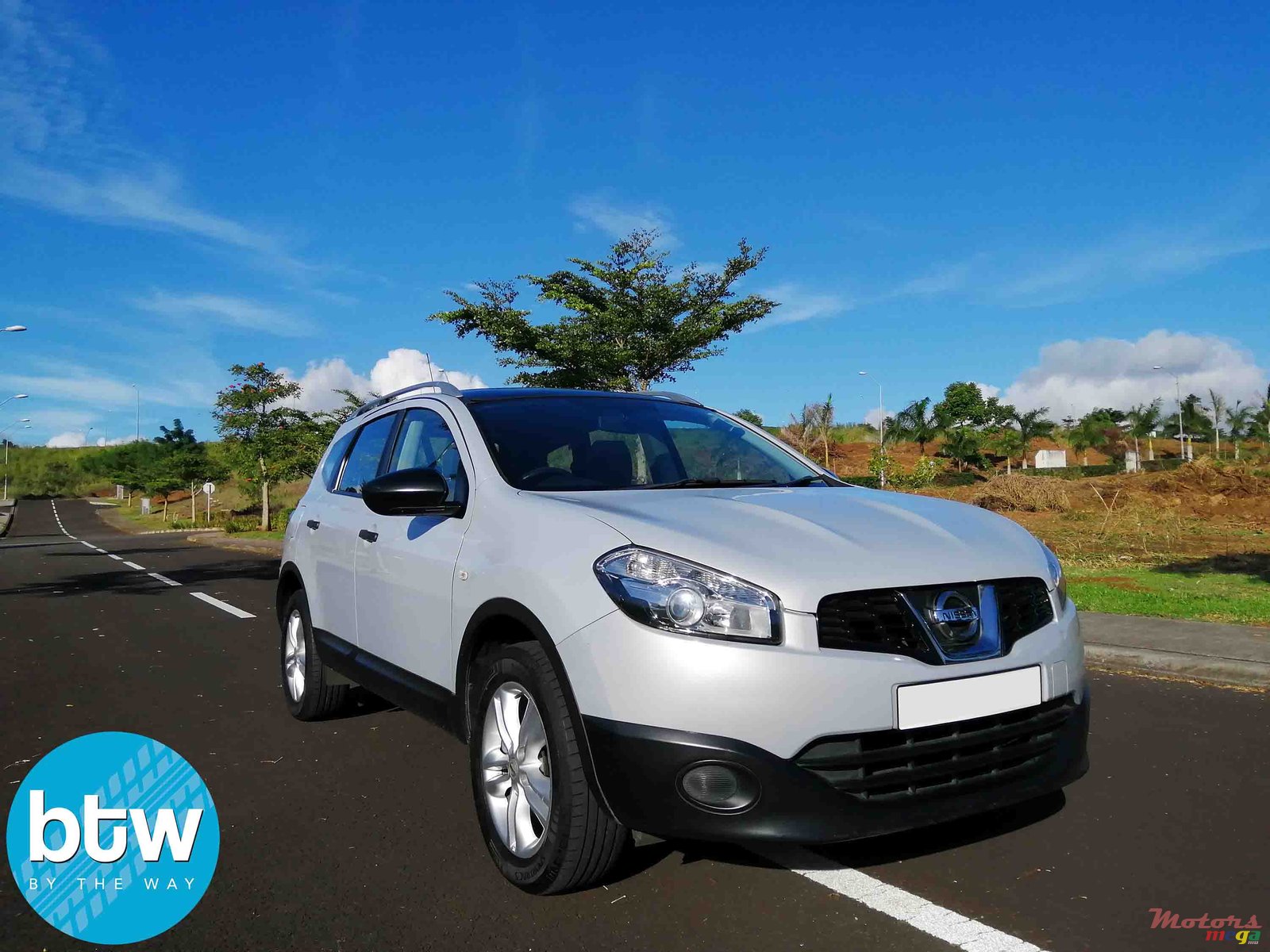 2012' Nissan Qashqai +2 photo #1