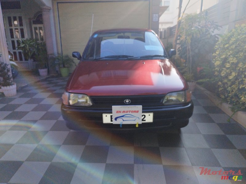 1990' Toyota Starlet photo #1