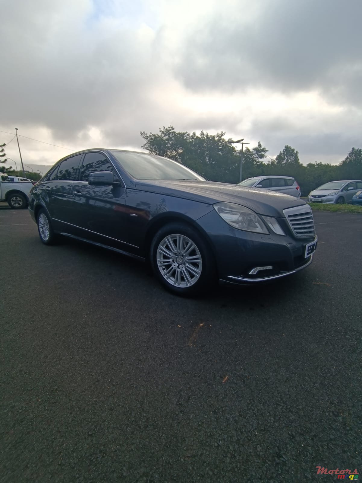 2009' Mercedes-Benz 250 photo #3