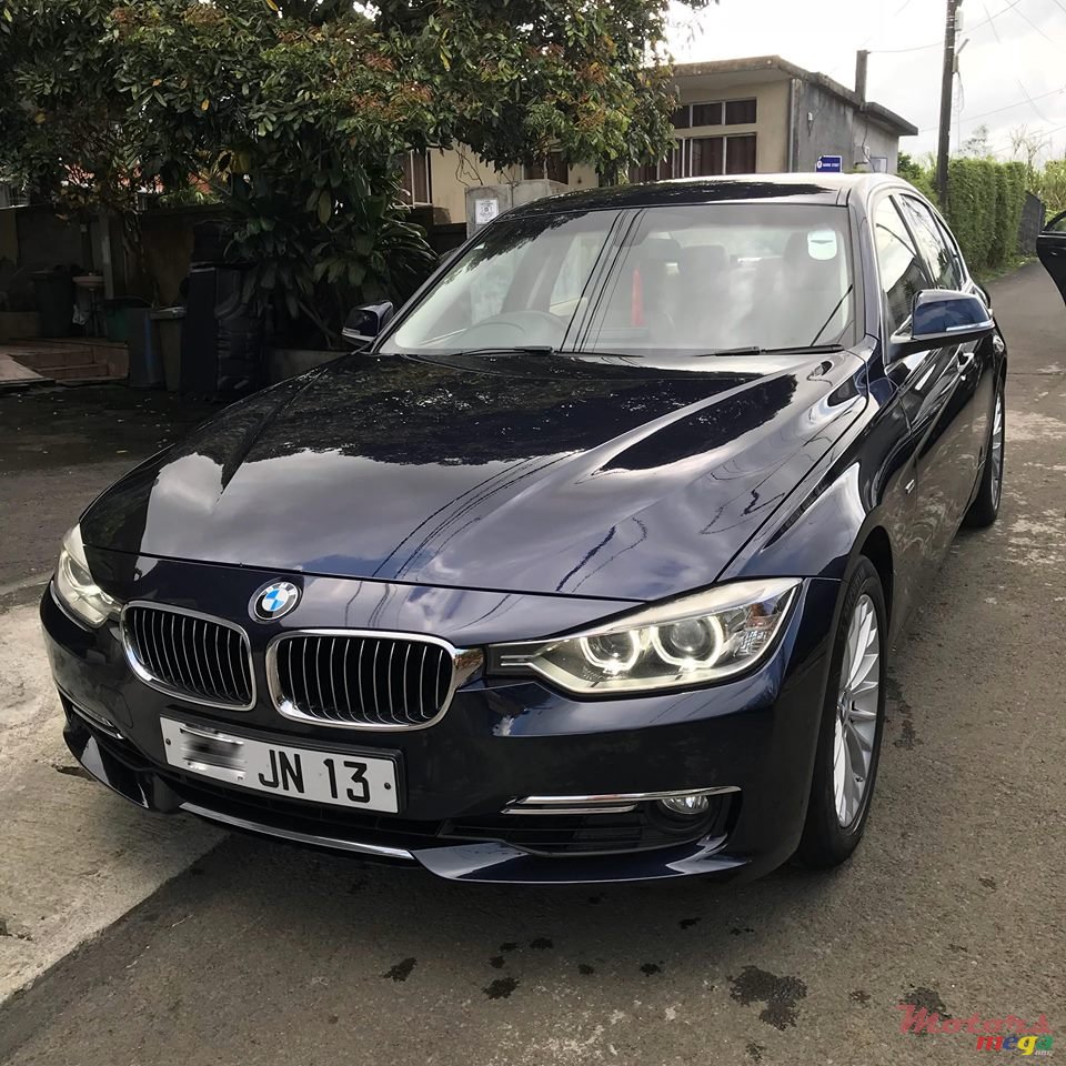 2013' BMW 3 Series photo #1