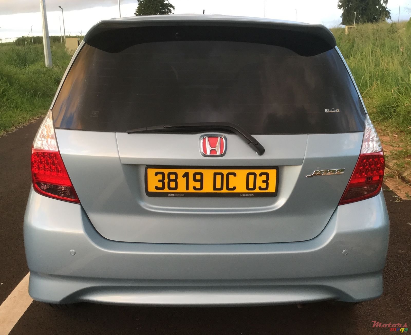 2003' Honda Fit photo #3