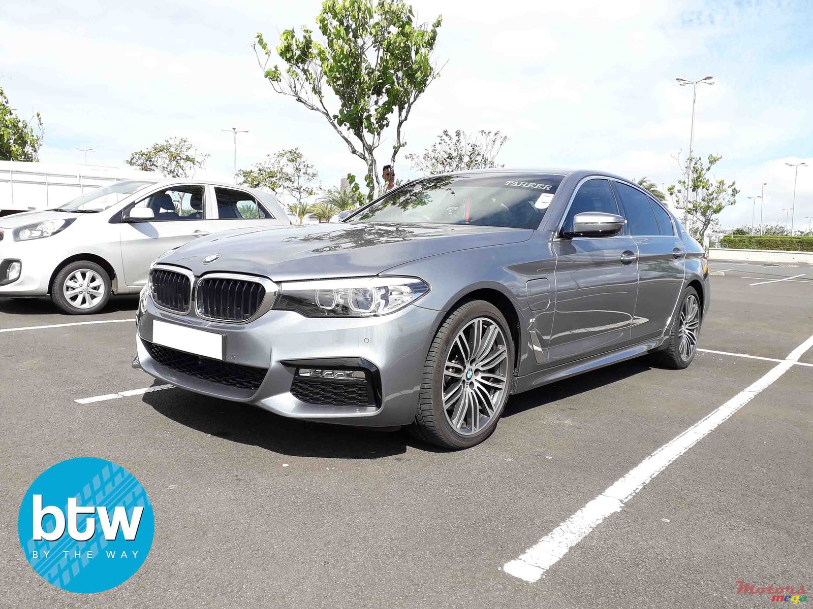 2018' BMW 5 Series photo #3