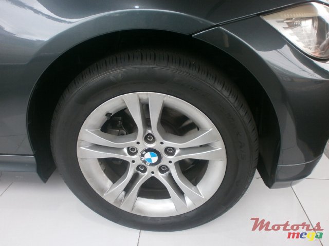 2010' BMW i photo #5