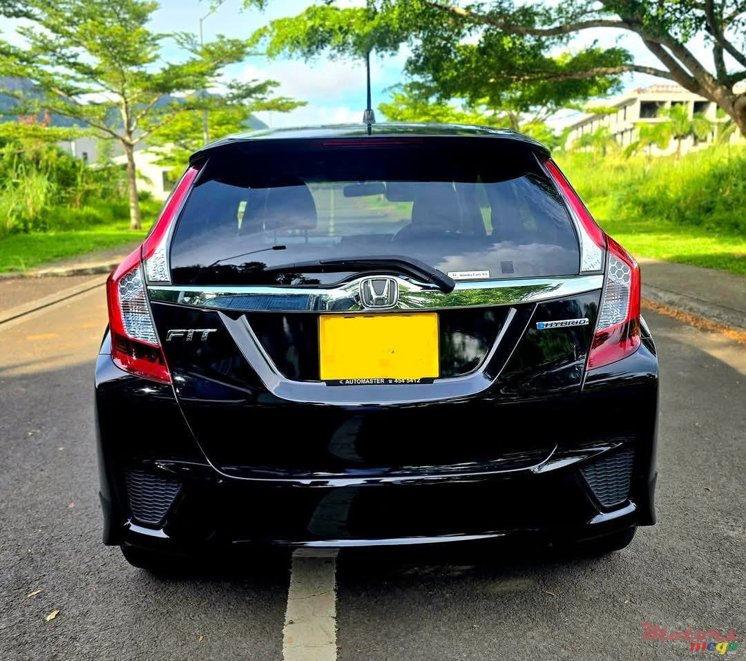 2016' Honda Fit photo #3