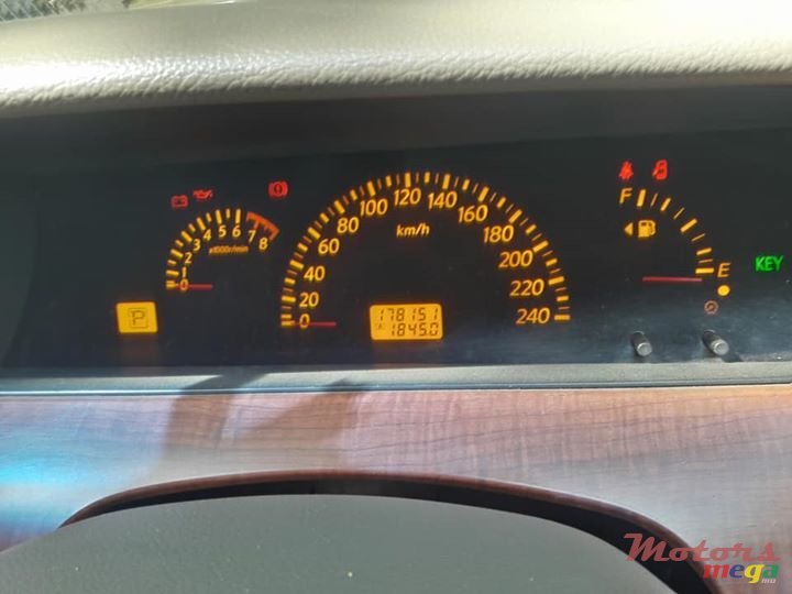 2004' Nissan Cefiro photo #5