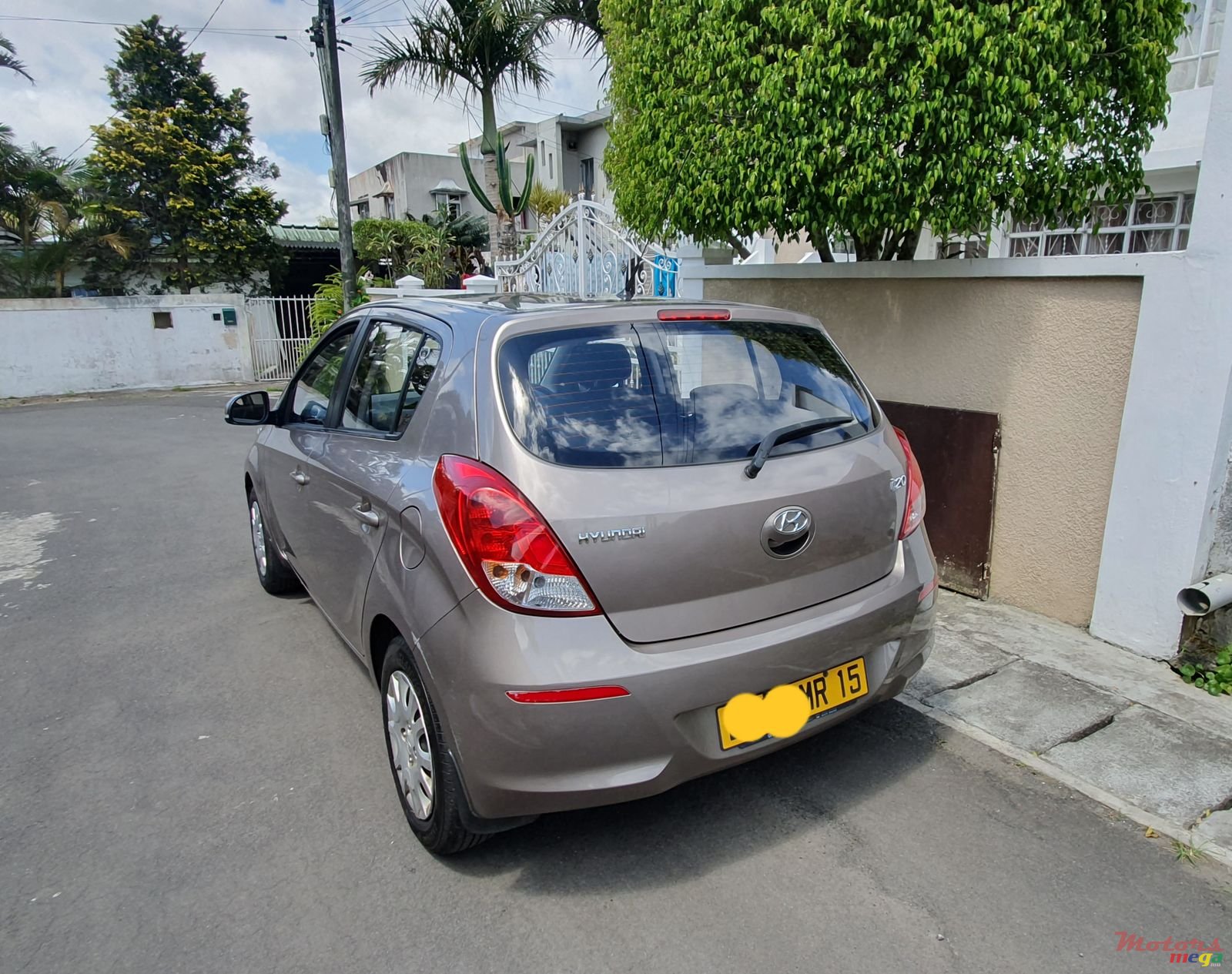 2015' Hyundai i20 photo #3