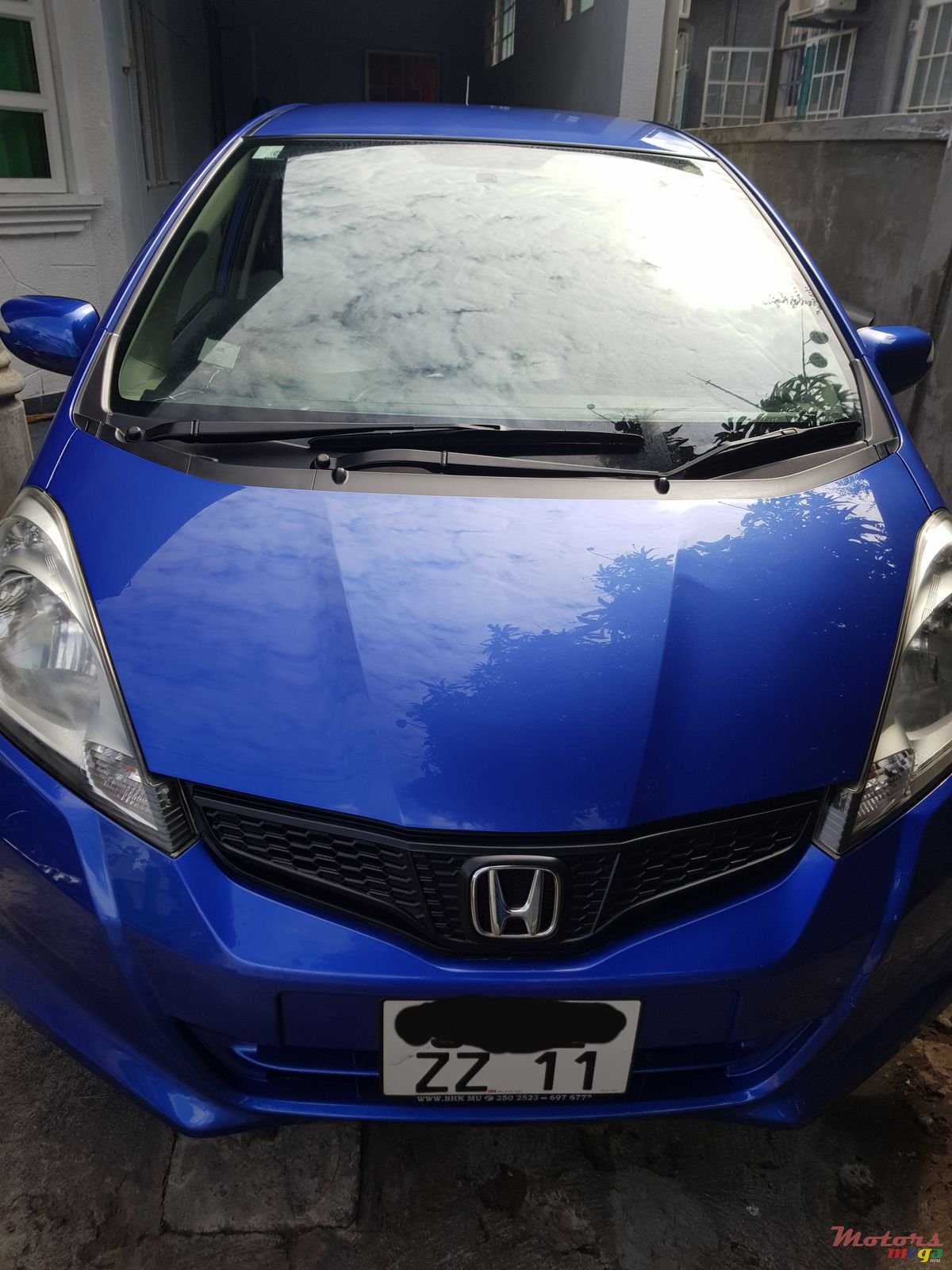 2011' Honda Fit photo #1