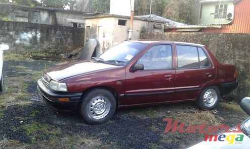 1994' Daihatsu Charade photo #1