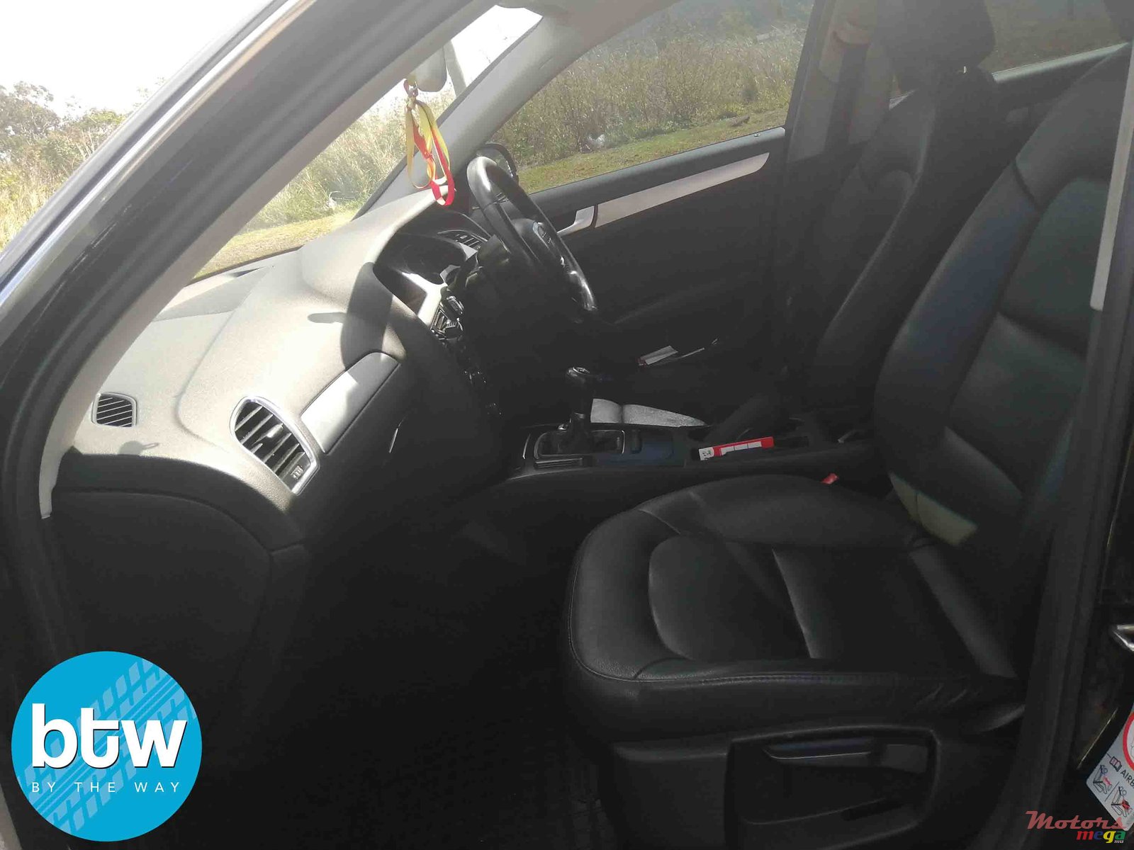 2010' Audi A4 photo #6