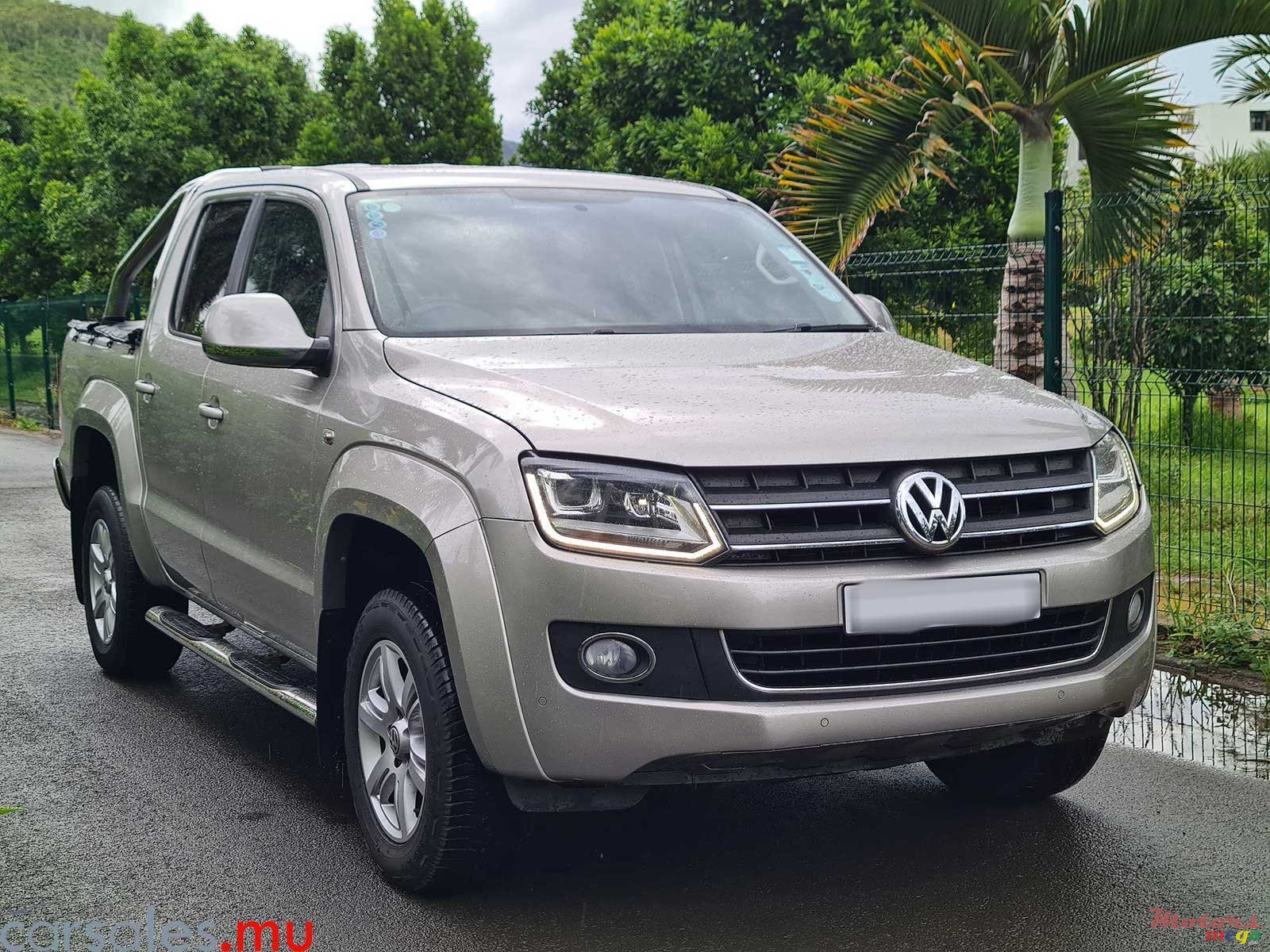 2015' Volkswagen Amarok 2.0 TDI AWD photo #1