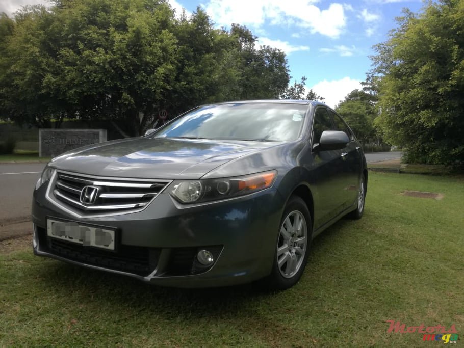 2009' Honda Accord photo #1