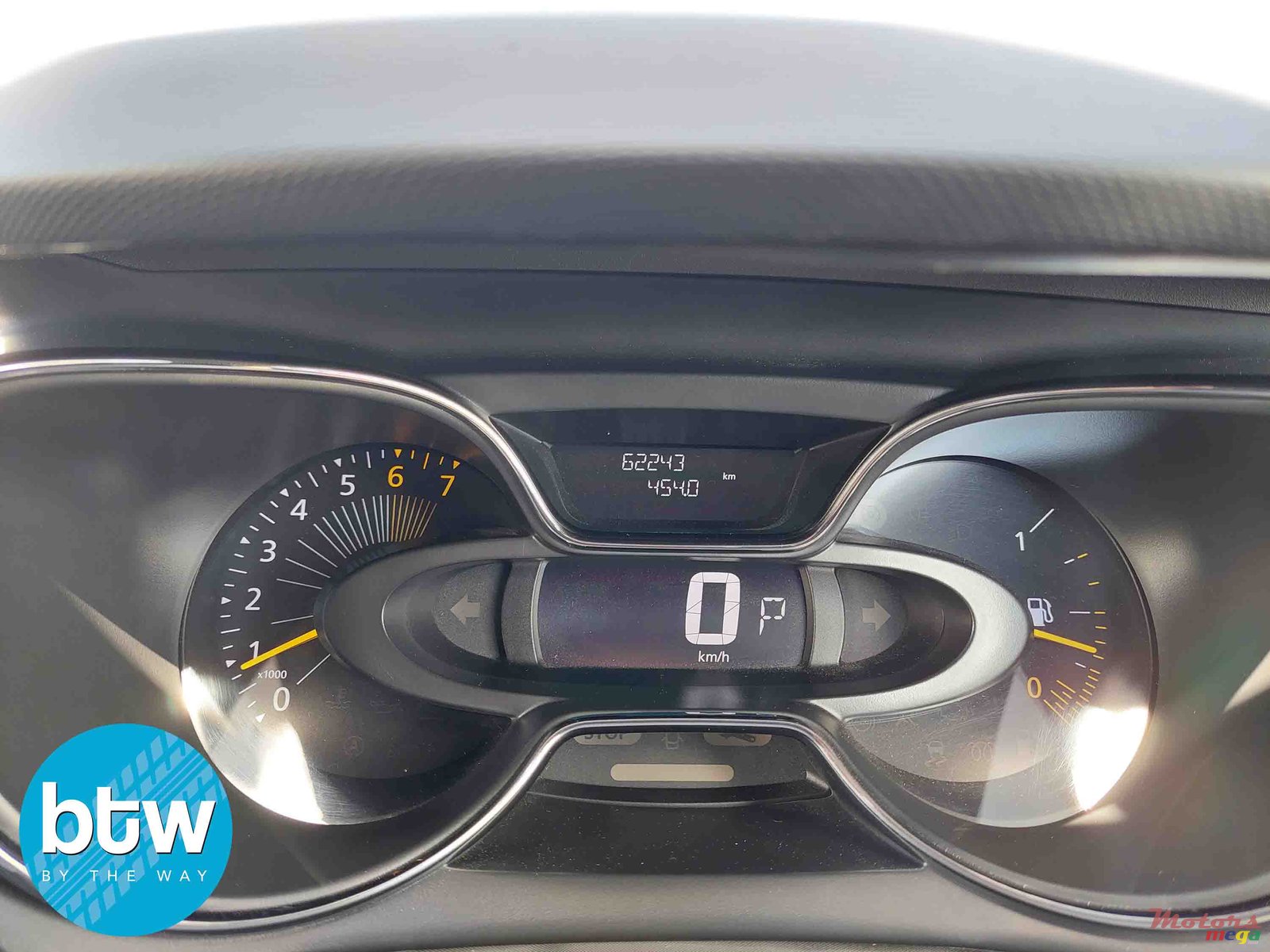 2016' Renault Captur photo #7