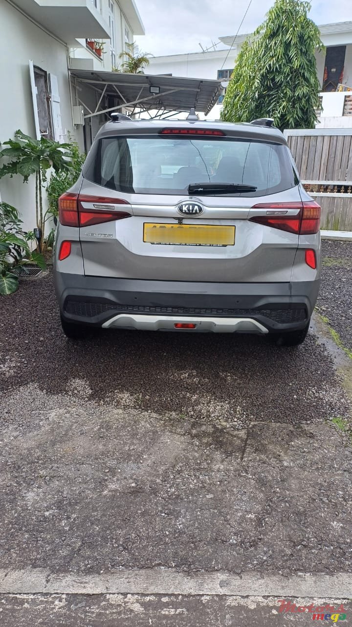 2020' Kia Seltos photo #3