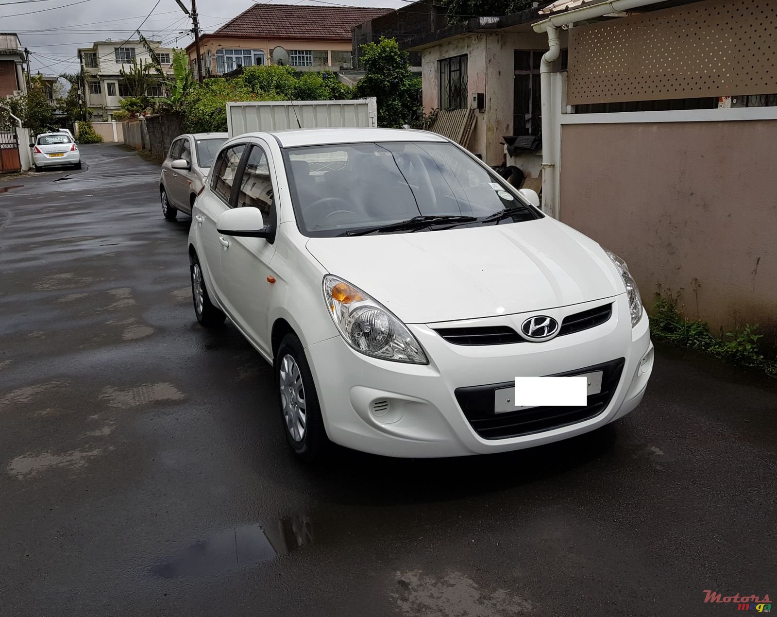 2011' Hyundai i20 photo #1