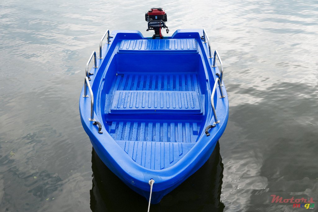 2019' Aqua Storm photo #2