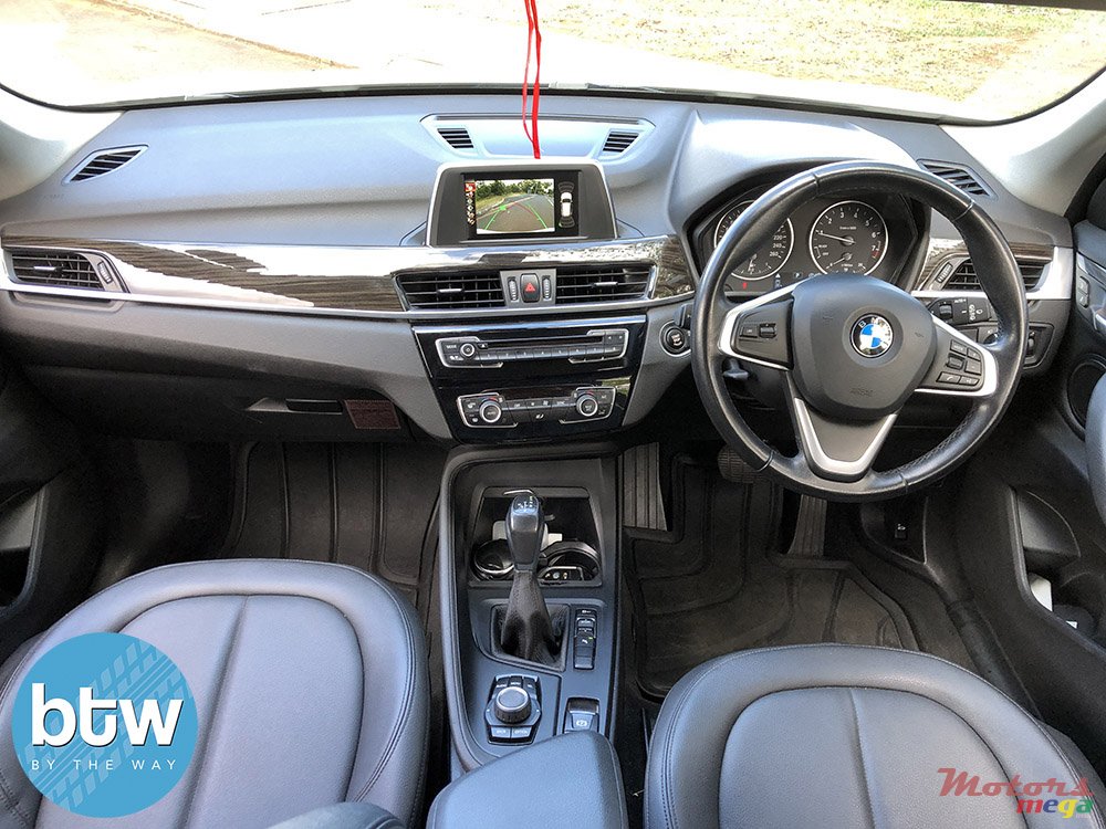 2017' BMW X1 photo #7
