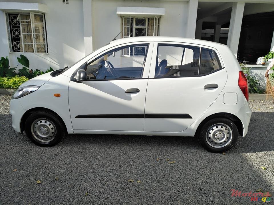 2013' Hyundai i10 photo #2