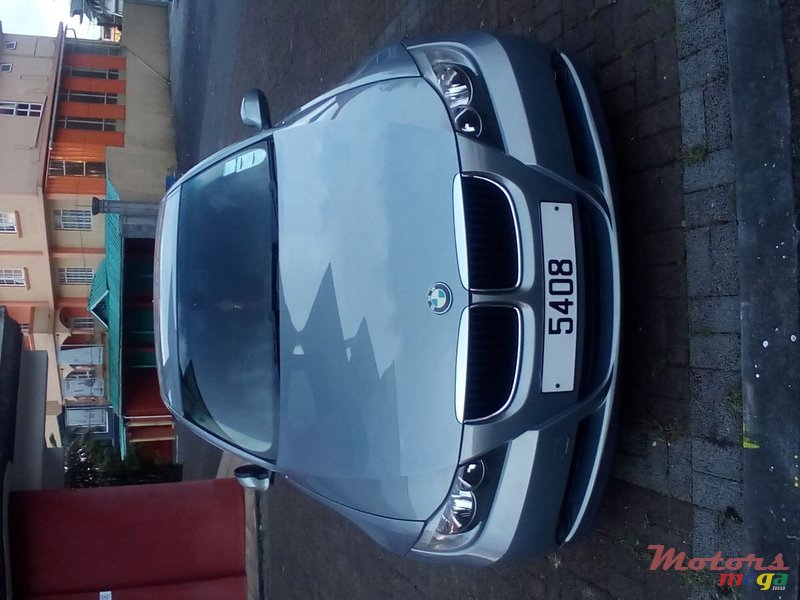 2005' BMW 3 Series photo #3