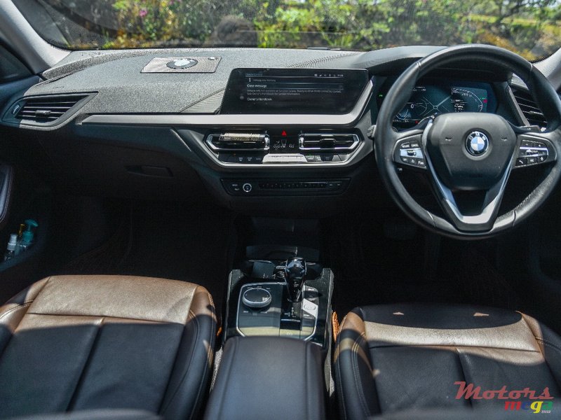 2021' BMW 218 photo #6