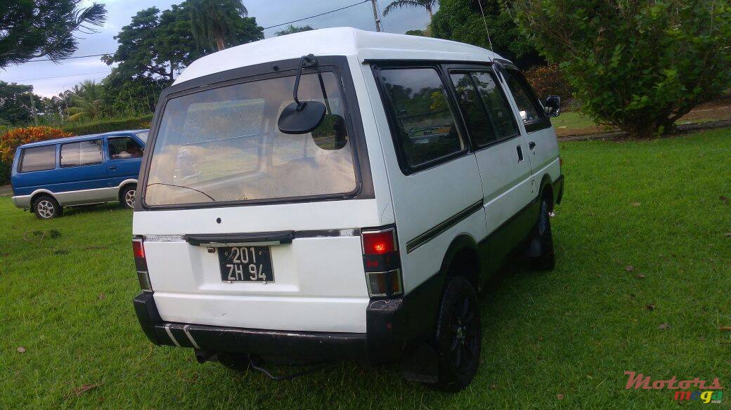1994' Nissan Vanette pass Vanette Private photo #3