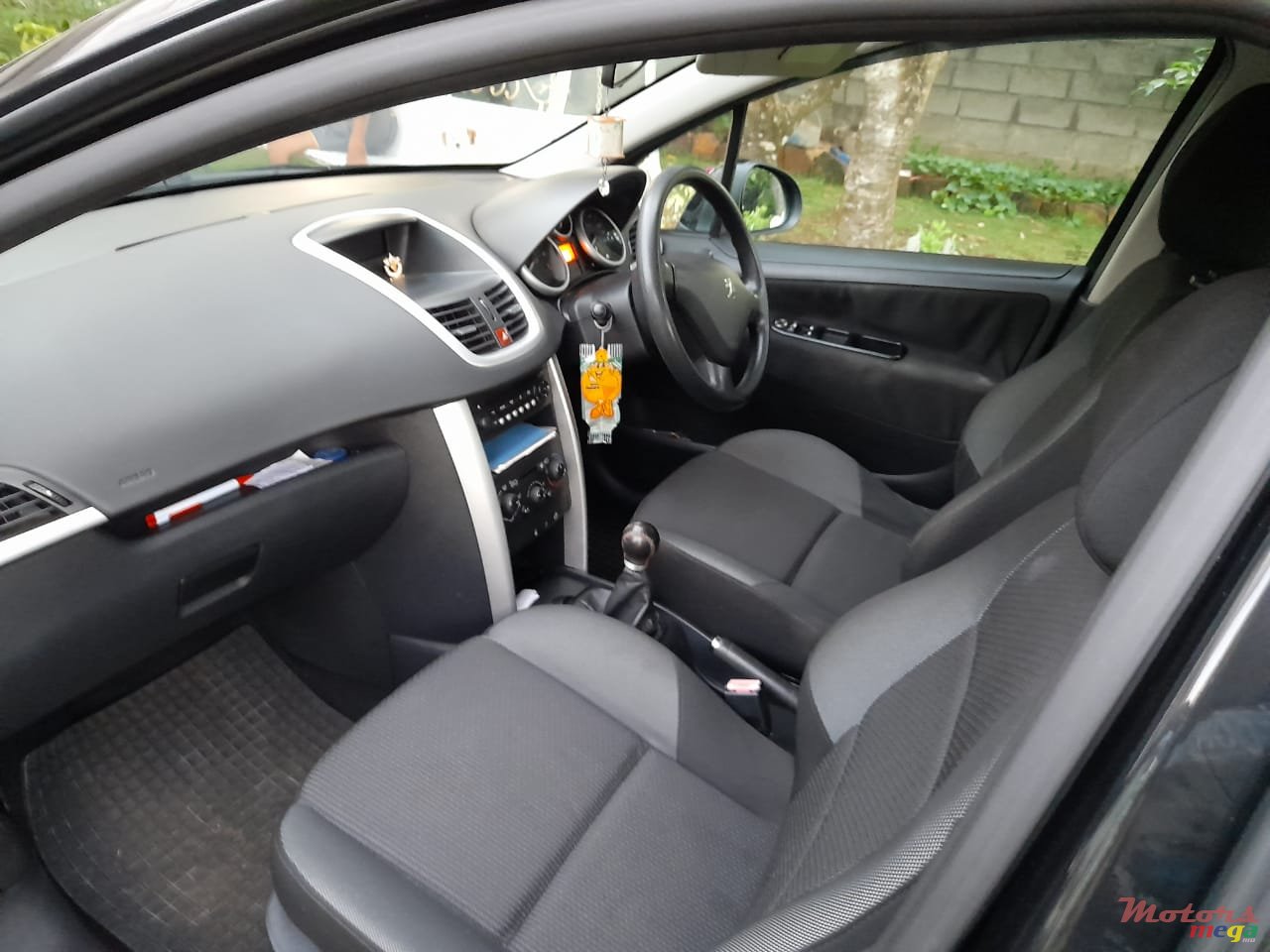 2012' Peugeot 207 As New photo #5