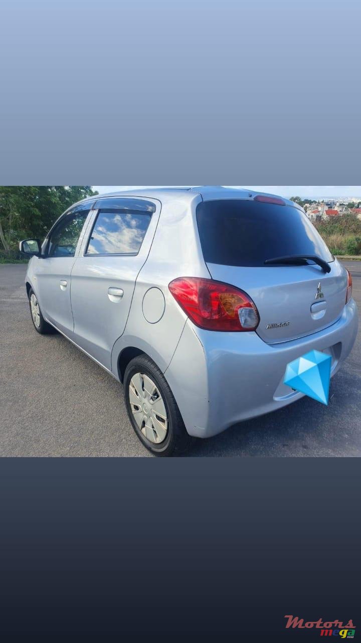 2014' Mitsubishi Mirage photo #1