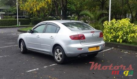 2005' Mazda Axela photo #4