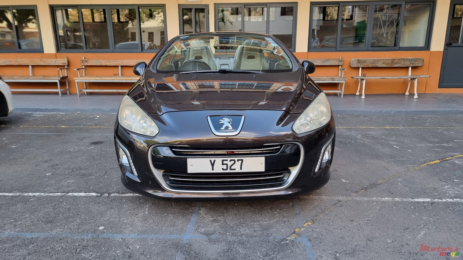 2012' Peugeot 308 308CC photo #4