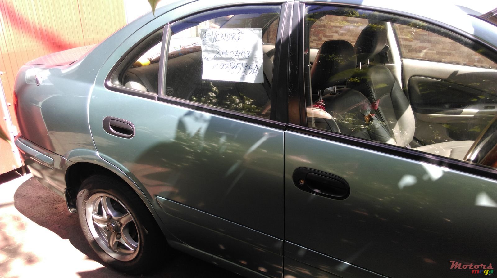 2002' Nissan Sunny photo #2