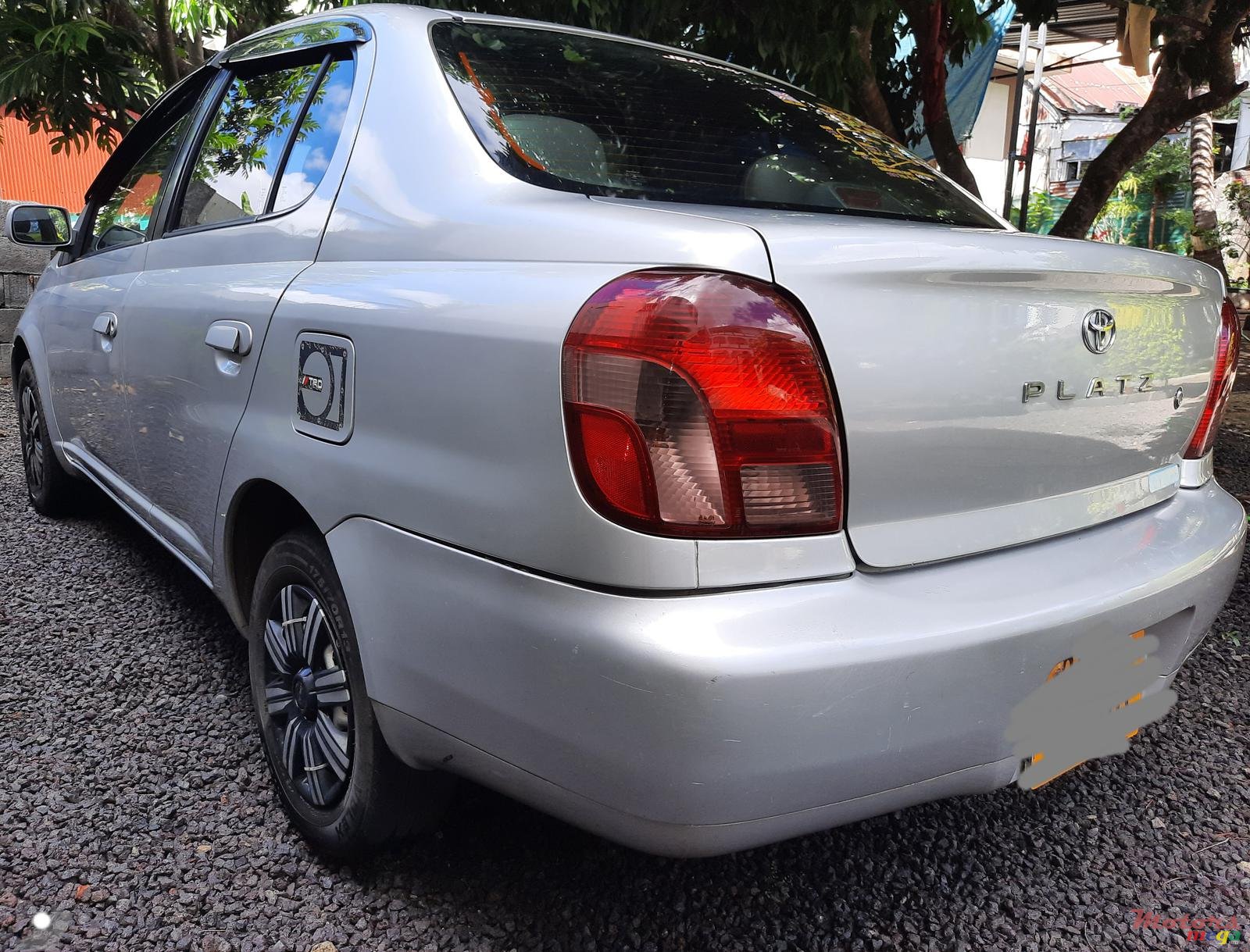 2000' Toyota Platz photo #2