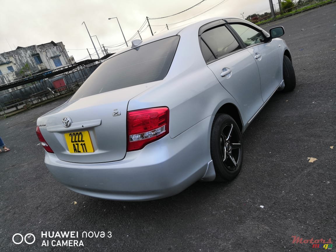 2011' Toyota Axio Japan photo #2