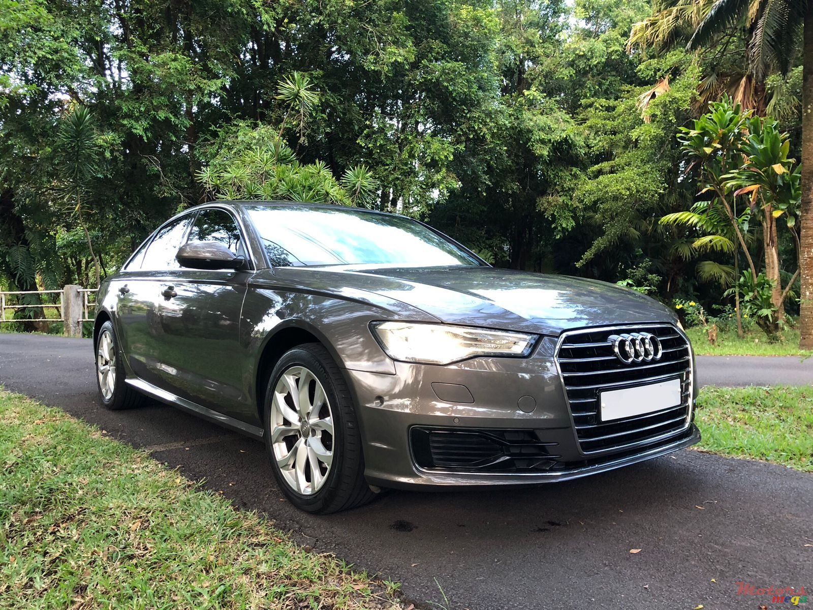 2015' Audi A6 photo #1