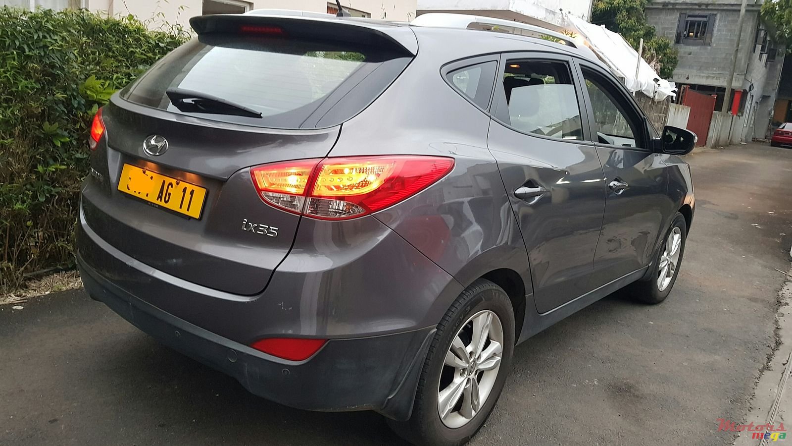 2011' Hyundai ix35 Automatic photo #3