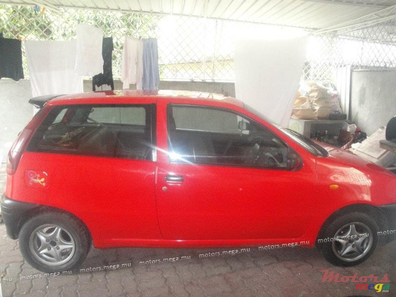 1998' Fiat Punto photo #1