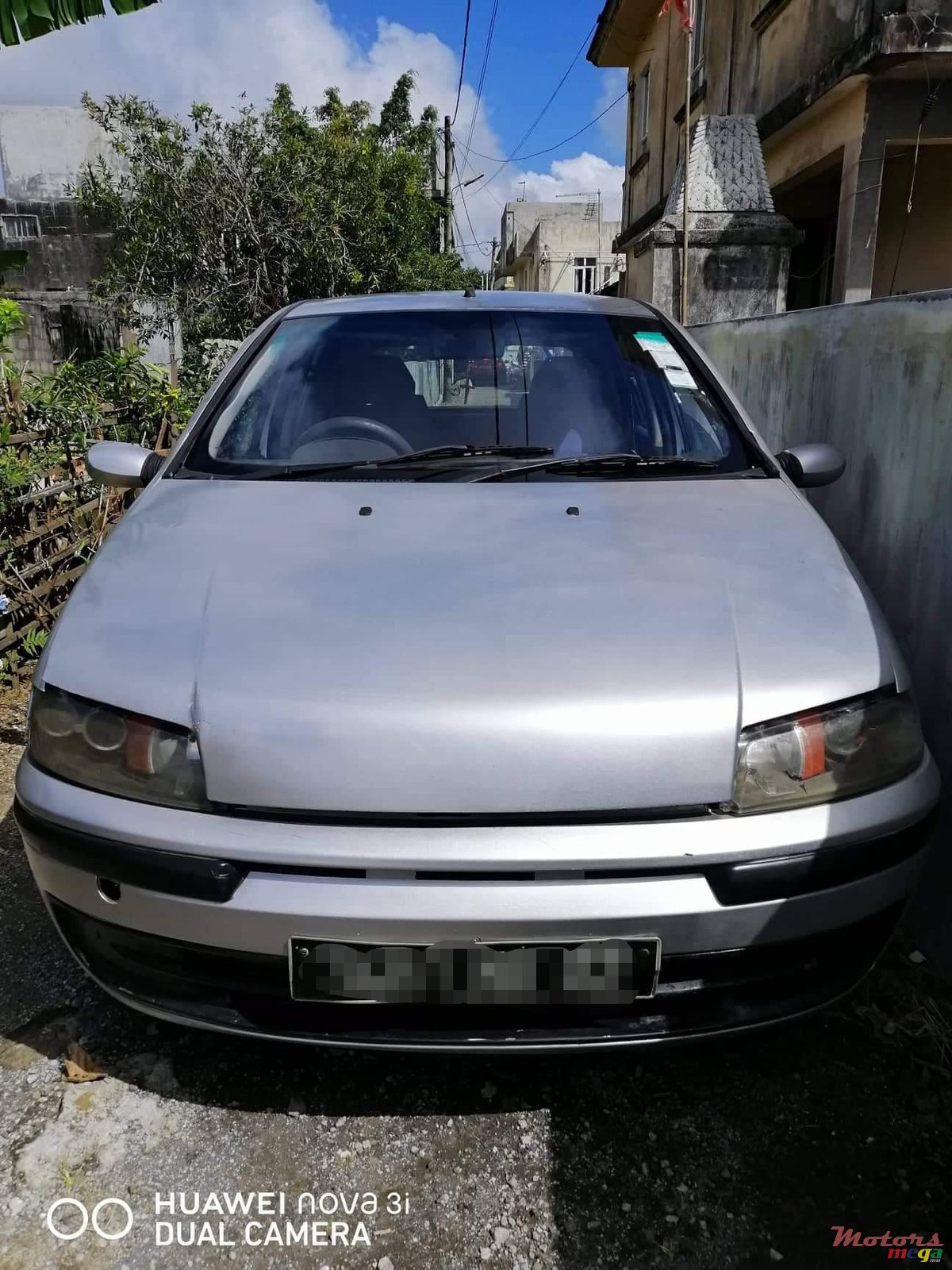 2002' Fiat Punto photo #2