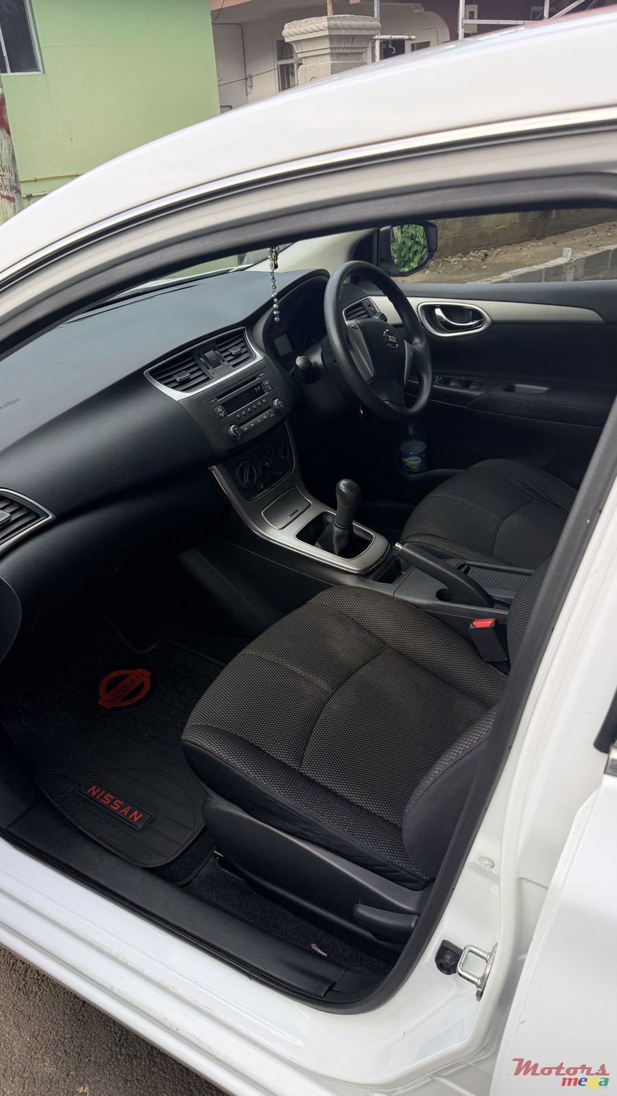 2016' Nissan Sentra photo #5