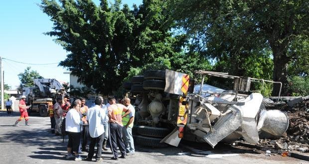 Accident in Flic-en-Flac: Gamma Truck Brakes Did Not Work