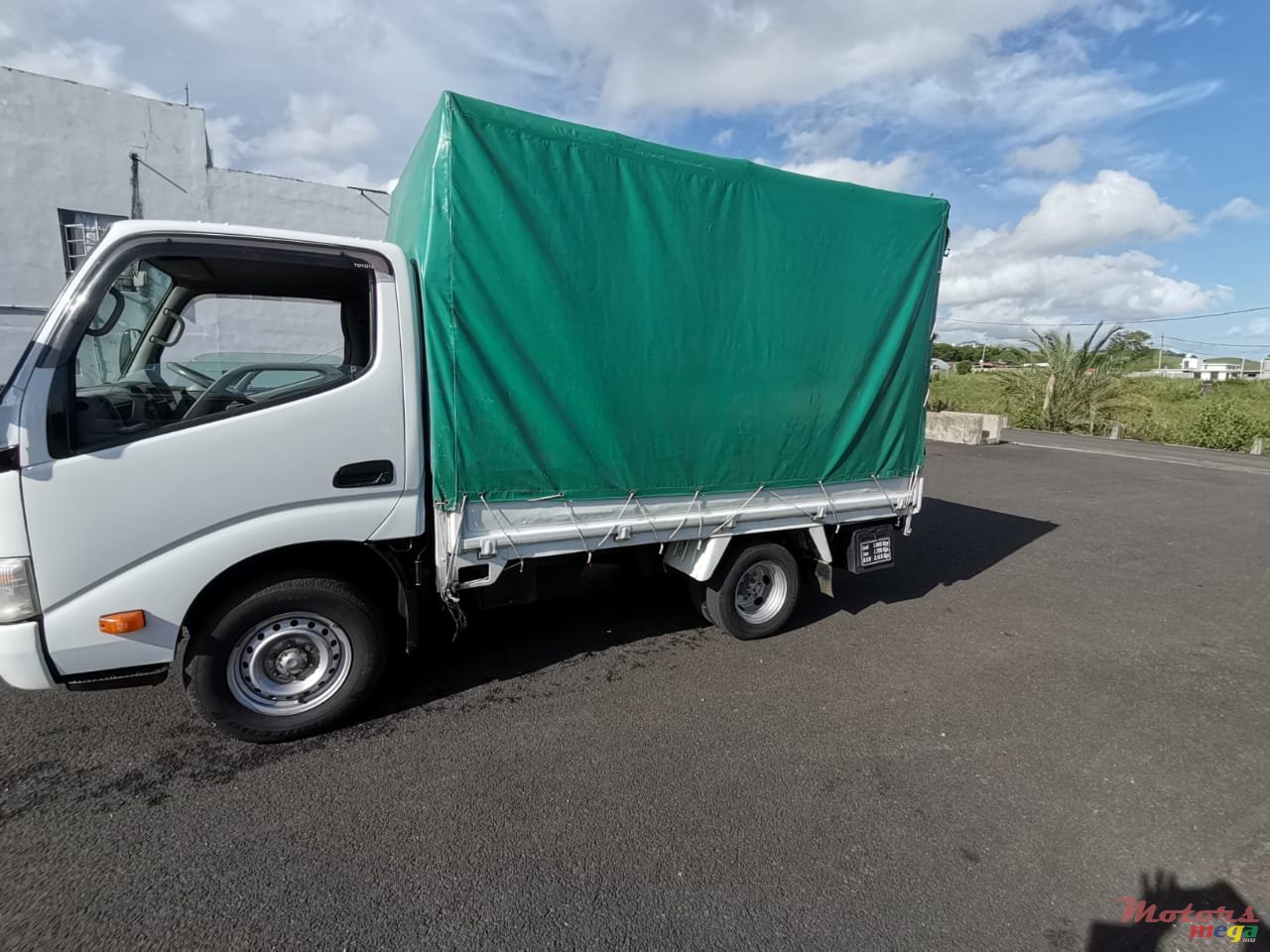 2010' Toyota Dyna photo #3