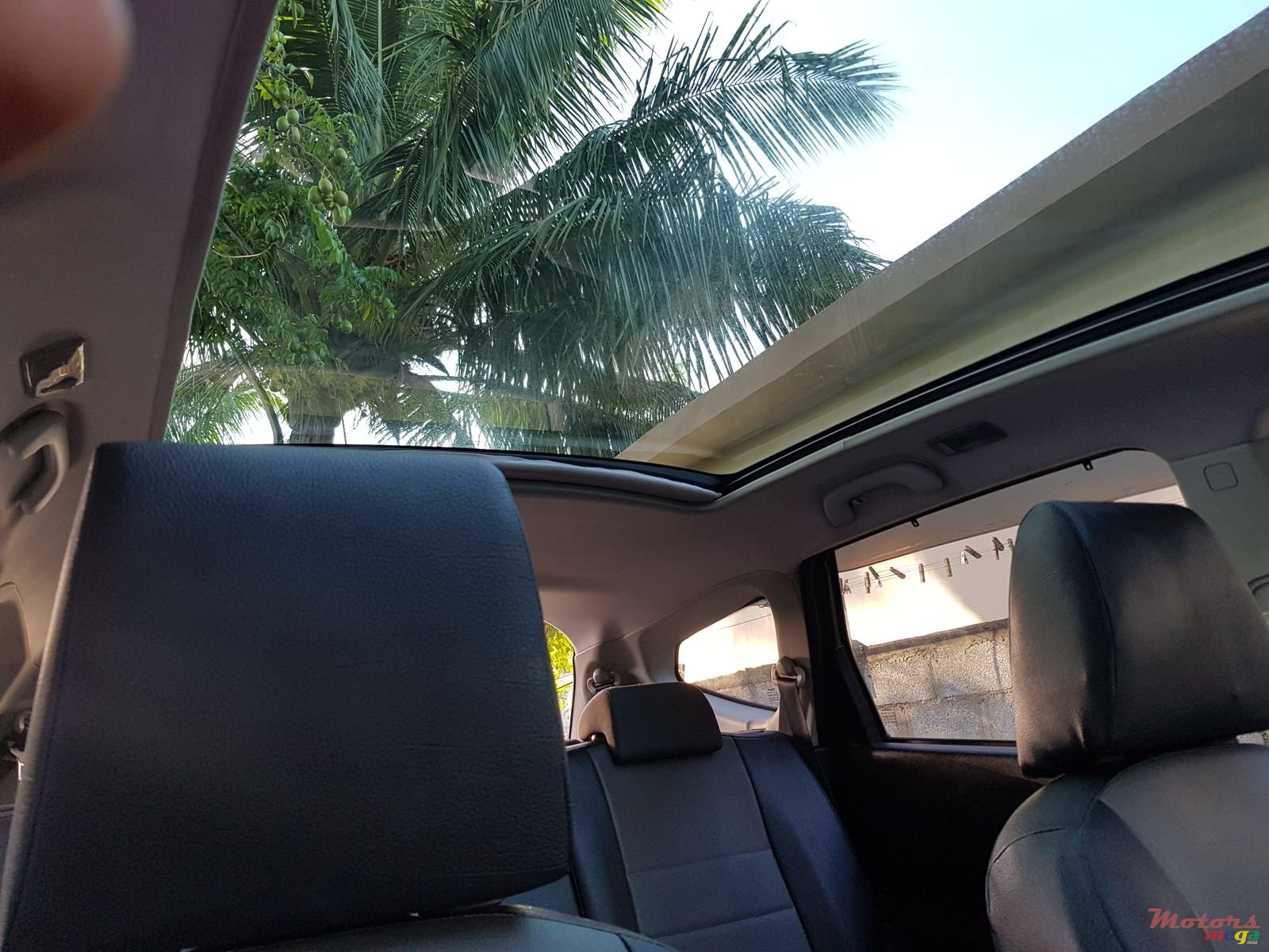 2009' Nissan Qashqai+2 photo #4